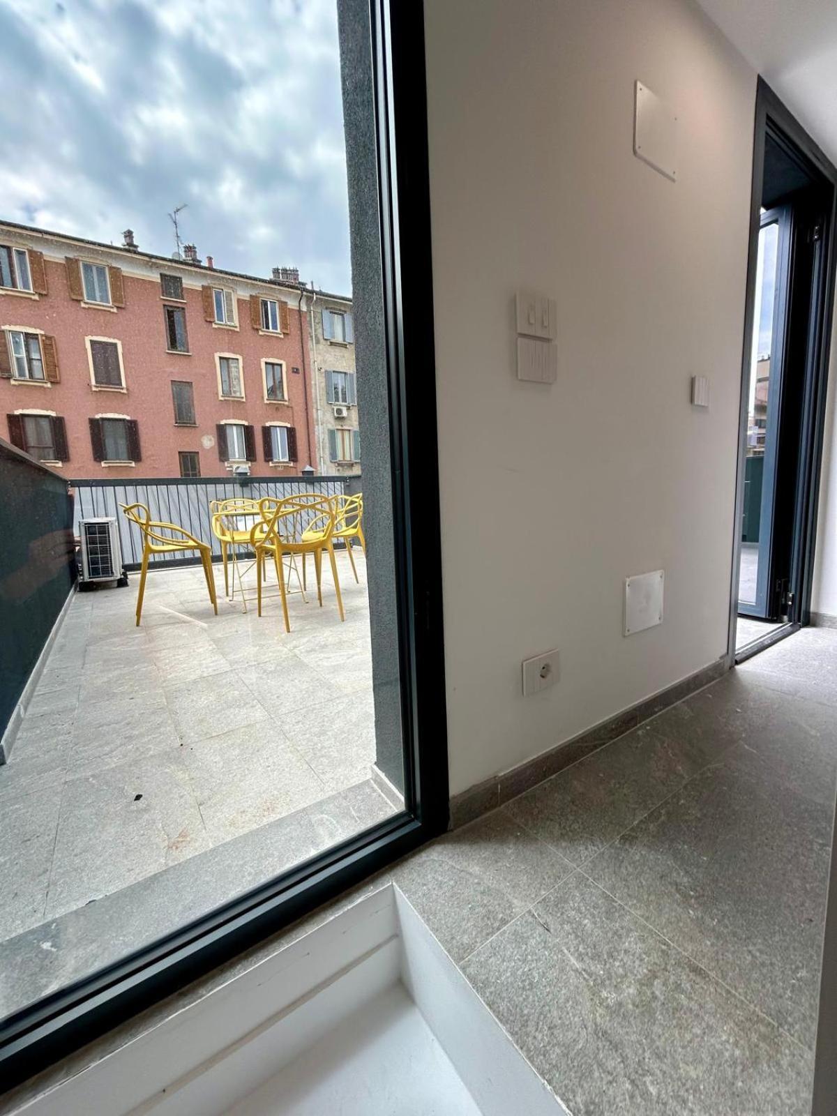 Kibilu Luxury Apt With Terrace, Isola District And Near Garibaldi Station Milano Eksteriør billede