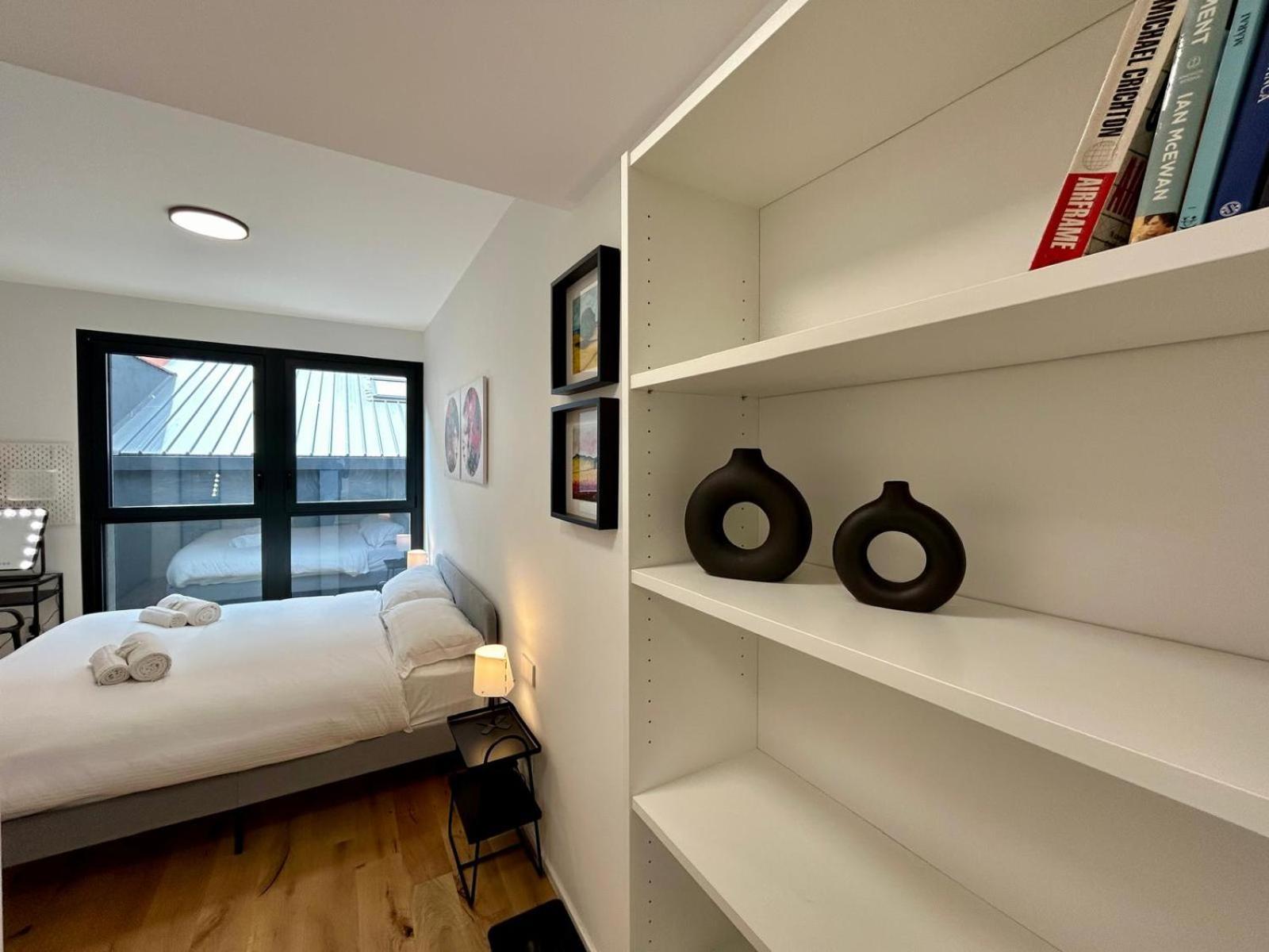 Kibilu Luxury Apt With Terrace, Isola District And Near Garibaldi Station Milano Eksteriør billede