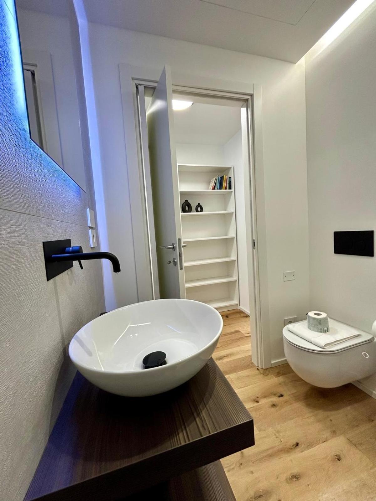 Kibilu Luxury Apt With Terrace, Isola District And Near Garibaldi Station Milano Eksteriør billede
